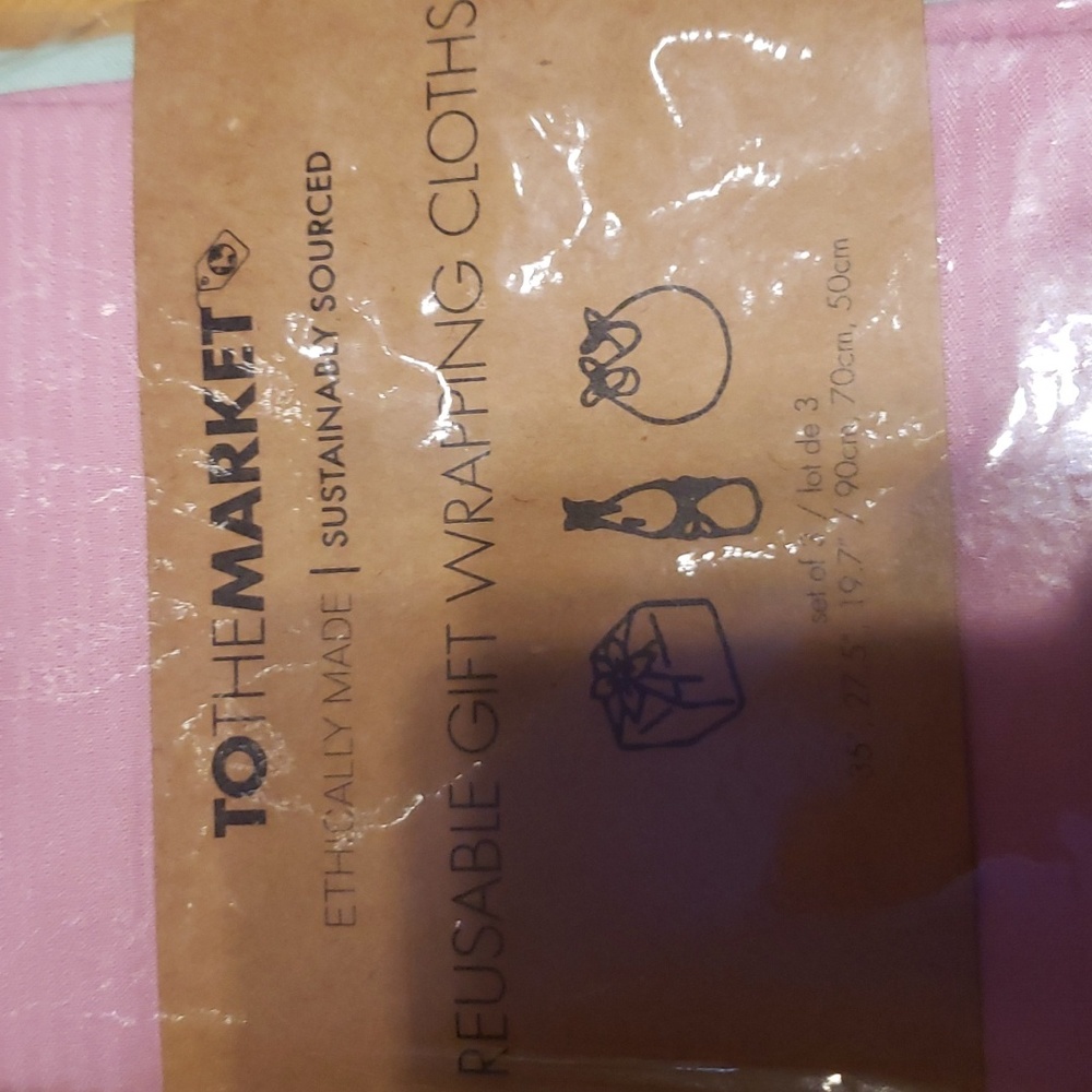 To the Market Reusable Gift Wrapping Cloth - Picture 2 of 4
